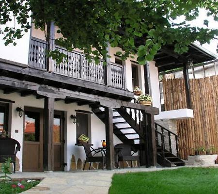 Guest Rooms Bela Neda Veliko Tarnovo Eksteriør billede